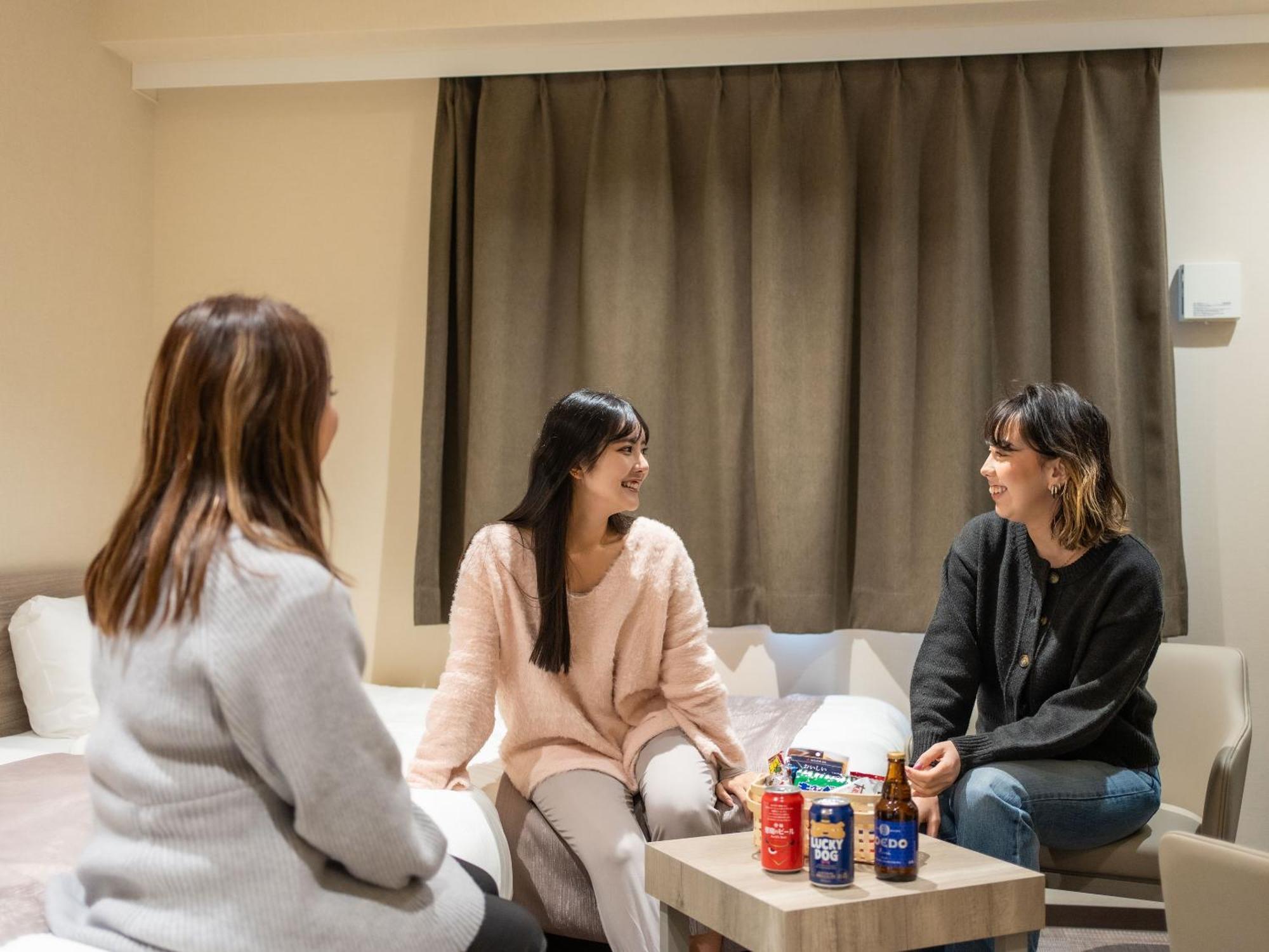 Hotel Sanrriott Shinsaibashi Osaka Zewnętrze zdjęcie